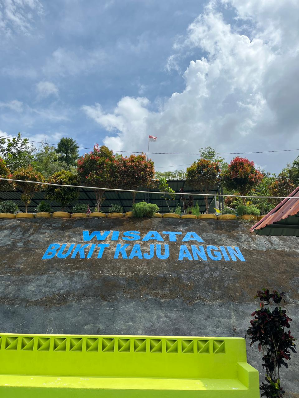 Wisata Bukit Kaju Angin